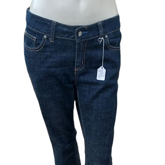512010....Simply Vera Straight leg Jeans 4 - Picture 1 of 9